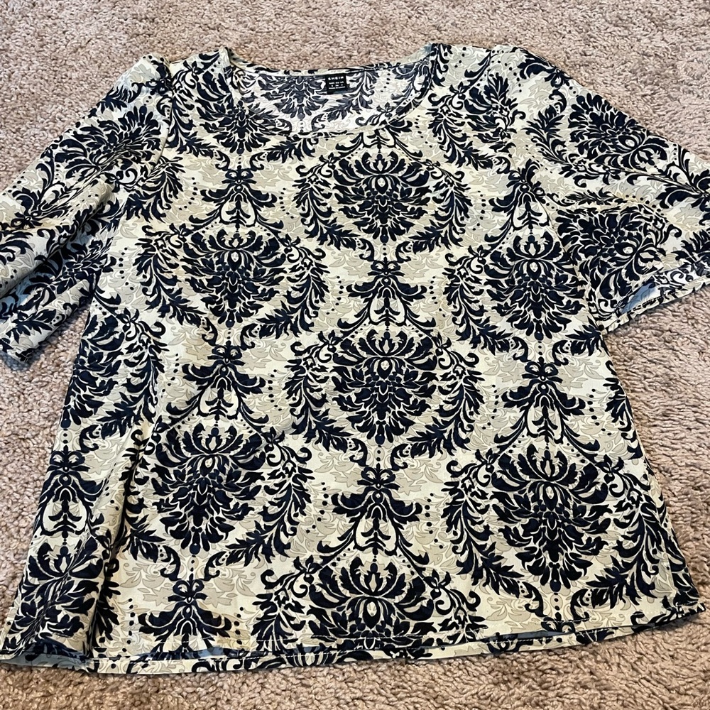 ❤️ Shein paisley top